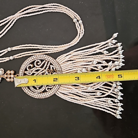 A Beaded long necklace - Picture 5 of 6